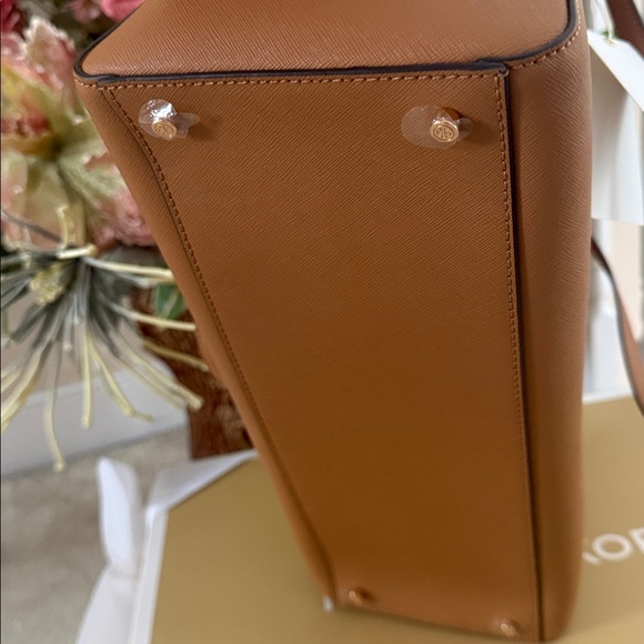 Tory Burch Large Emerson Top Zip Tote Brand New Authentic 14.5X13 - Picture 8 of 11